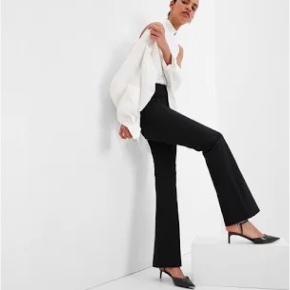 GAP Perfect Trouser 6A Stretch Flare mid-rise Black faux pockets long poly blend